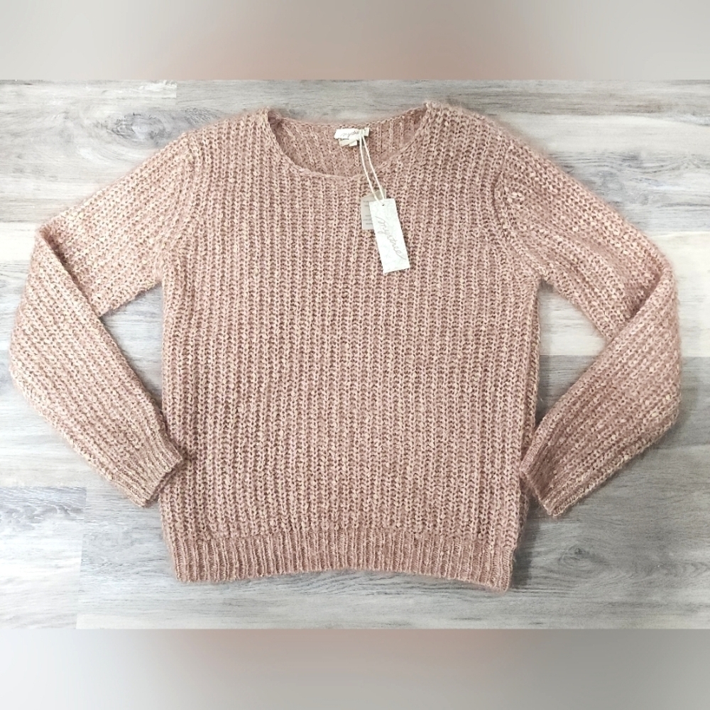 Mystree Long Sleeve Fuzzy Shimmer Sweater Small New With Tags